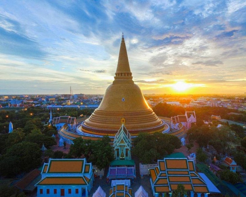 สอบถามการท่องเที่ยวโทร.0647832848